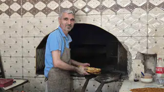 Adıyaman'ın ateşle imtihanı: 400 derecelik fırınlarda ekmek mücadelesi