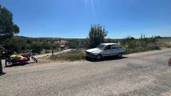 Gördes'te yürekleri ağza getiren kaza: Motosikletli gençler ucuz atlattı