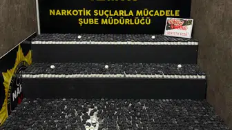 İzmir’de narkotik operasyonu: Zehir tacirlerinin sevkiyatına büyük darbe