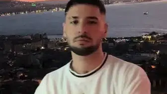 Sahneden karakola: Ünlü rapçiye şarkı sözleri yüzünden operasyon