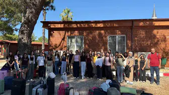 Aydınlı gençlerin Antalya macerası başladı: Ücretsiz kamp heyecanı yollara düşürdü