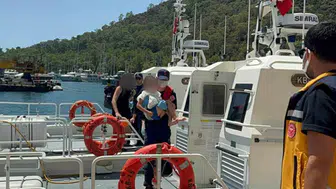 Fethiye açıklarında acil durum: Minik yolcu için zamanla yarıştılar