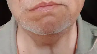 Otobüste su krizi kanlı bitti: Doktor yolcuya muavin şiddeti