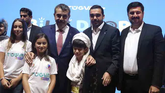 Bakan Tekin’den gençlere ezber bozan tavsiye: Mahalle baskısını değil, yeteneğinizi dinleyin