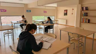 Efeler'de kadınlara özel konaklama desteği: Yarı fiyatına güvenli yuva