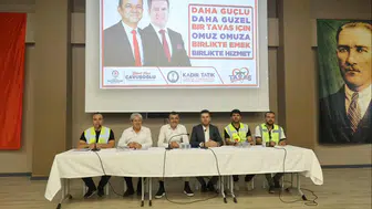 Tavas’ta muhtarlar zirvesi: İlçenin yol haritası başkanlarla birlikte çizildi