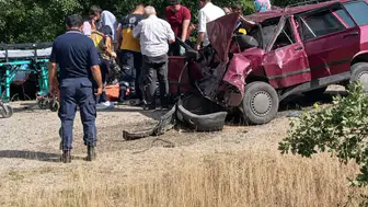 Afyonkarahisar'da acı bilanço: İki otomobilin karıştığı kazada bir kişi yaşamını yitirdi