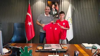 Samsunspor’un Yıldız Adayı Kuzey Topçu’dan Başkan Zencirci’ye Duygu Dolu Vefa Örneği
