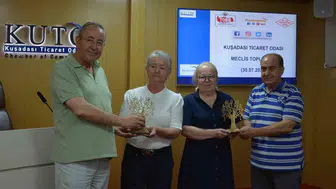Kuşadası'nın altın sıvı elçilerine Ticaret Odası'ndan büyük vefa