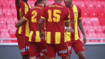 Göztepe'den Bodrum provasında gövde gösterisi