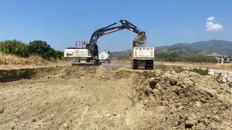 Aydın’da 17 İlçede Ulaşım Seferberliği: Sıcak Asfalt ve Güvenli Yollar İçin Büyük Seferberlik