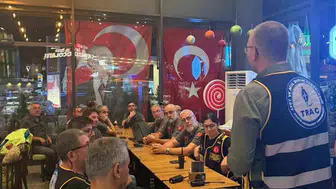 Tarihi Sürüşün Sessiz Kahramanları: TRAC Ekipleri Kocatepe’de Telsizle Görev Başında