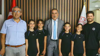 Aydın'ın gurur tablosu: Cimnastikçiler başarılarını İl Müdürü ile kutladı