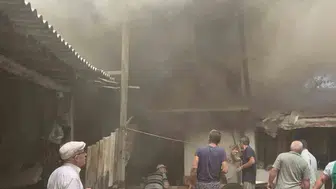 Menteşe’de korkutan yangın: Ekipler alevlere karşı zamanla yarışıyor