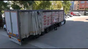 Denizli'de kaçakçılara geçit yok: İzolasyon malzemeleri arasına gizlenmiş dev sevkiyat yakalandı