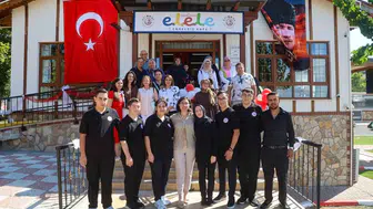 Uşak'ta Bir İlk: El Ele Kafe ile Engeller Ortadan Kalkıyor