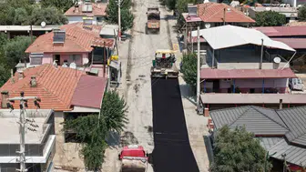 Kuyucaklıların yol çilesi bitiyor: İki mahalle arasında asfalt seferberliği