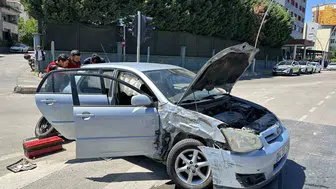 Uşak’ta trafik dehşeti: Kamyonet devrildi, 4 kişi hastanelik oldu