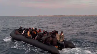 Ege sularında umut yolculuğuna Sahil Güvenlik engeli: 62 kişi yakalandı