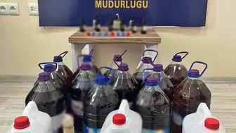 Sandıklı’da sahte içki operasyonu: İki şüpheli kıskıvrak yakalandı