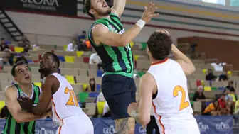 Denizli Basket’in şutörleri Galatasaray’ı devirdi: Metu şoku yaşandı