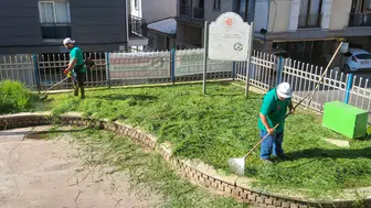 Efeler’de Yeşil Alan Seferberliği: Dört Mahallede Parklar Yenilendi