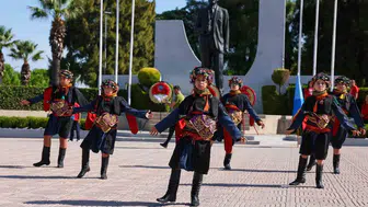 Aliağa’da 104 yıllık bağımsızlık coşkusu: Meydanlarda kurtuluş şöleni