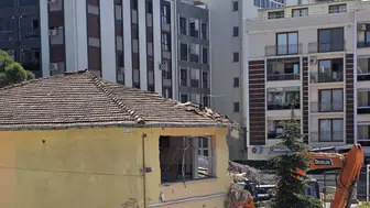 Aliağa’da yarım asırlık okul binasına veda: Yerine modern eğitim kompleksi geliyor