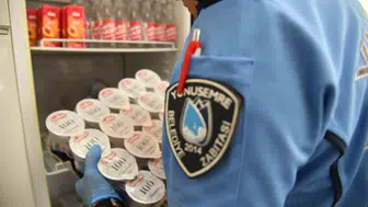 Yunusemre’de okul mesaisi: Zabıtadan gıda güvenliği operasyonu