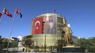 Özlem Çerçioğlu zirveye demir attı: Aydınlılardan tam not aldı