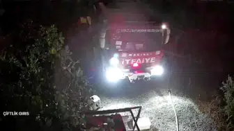 Denizli'de gece yarısı kundaklama dehşeti: Güvenlik kamerası o anları kaydetti