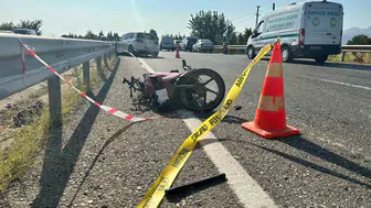 Manisa'da acı sabah: Motosikletli güvenlik görevlisi feci kazada can verdi