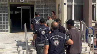 Efeler'de kaçakçılık operasyonu: 31 göçmen yakalandı, 2 kişi cezaevine gönderildi