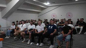 Menteşe'de ringlerin geleceği şekilleniyor: Uzman antrenörler yetişiyor