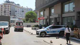 Efeler’de acı dolu ziyaret: Merdiven boşluğuna düşen şahıs hastanelik oldu