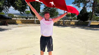 Almanya’dan Buldan’a uzanan 53 günlük dev maraton: Ayakları kanadı ama vatan hasretiyle durmadı