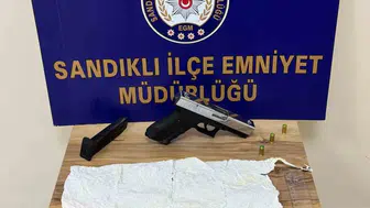 Sandıklı'da zehir tacirlerine ağır darbe: 900 içimlik uyuşturucu ele geçirildi