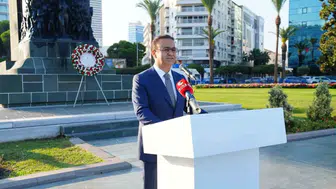 İzmir’de ders zili çaldı: 850 bin öğrenci için yeni dönem başladı