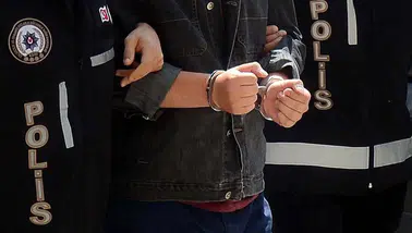 Fransa'nın peşindeki uyuşturucu zanlısı MİT ve polisin operasyonuyla yakalandı