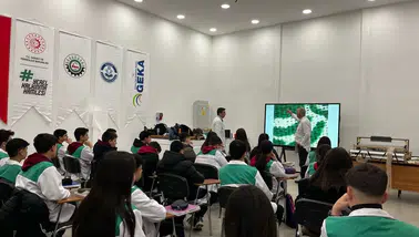 Denizli sanayisinin mutfağında yetişen yetenekler: İş garantili eğitim dönemi