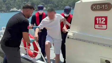 Mavi sularda acil durum: Sahil Güvenlik iki hasta için seferber oldu