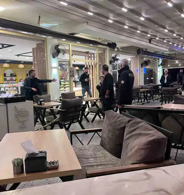 Efeler’deki kafede dehşet anları: Müşteriler birbirine kurşun yağdırdı
