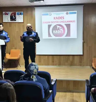 Gençlerin güvenlik rehberi emniyetten geldi: Siber dünyadan trafiğe kadar kritik uyarılar