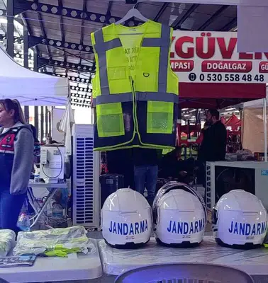 Çivril yollarında jandarmadan hayat kurtaran hediye: Görünür olun