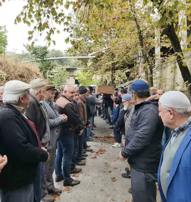 Yürekleri yakan veda: Hafızlık öğrencisi Hamza son yolculuğuna uğurlandı