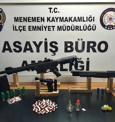 Menemen'de zehir tacirlerine şafak operasyonu: 44 kişi kıskıvrak yakalandı