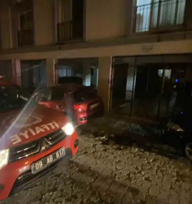 Efeler’de mutfakta korku dolu anlar: Yemek hazırlığı faciaya dönüyordu