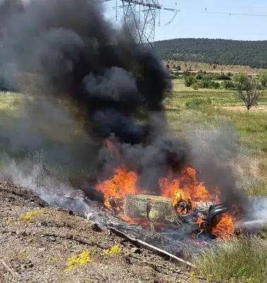 Tavşanlı yolunda dehşet anları: Takla atan araç küle döndü