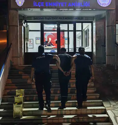 Bal karşılığı sahte altın tuzağı: Dolandırıcı Muğla yolunda yakayı ele verdi