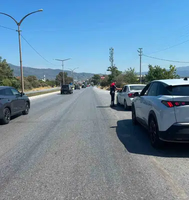 Aydın'da jandarmadan geniş çaplı operasyon: 40 firari yakayı ele verdi